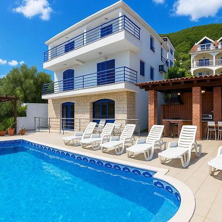 Villa Sea-N-Sun, 7 Bedrooms & Pool, Nearby Portonovi Marina. Đenovići Exterior photo